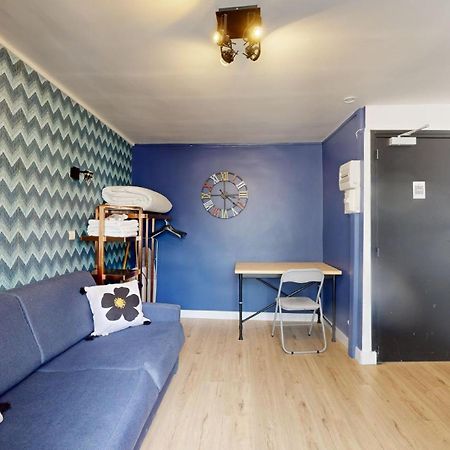 Bluestay 11 - Charmant Studio Au Coeur De Paris Bagian luar foto